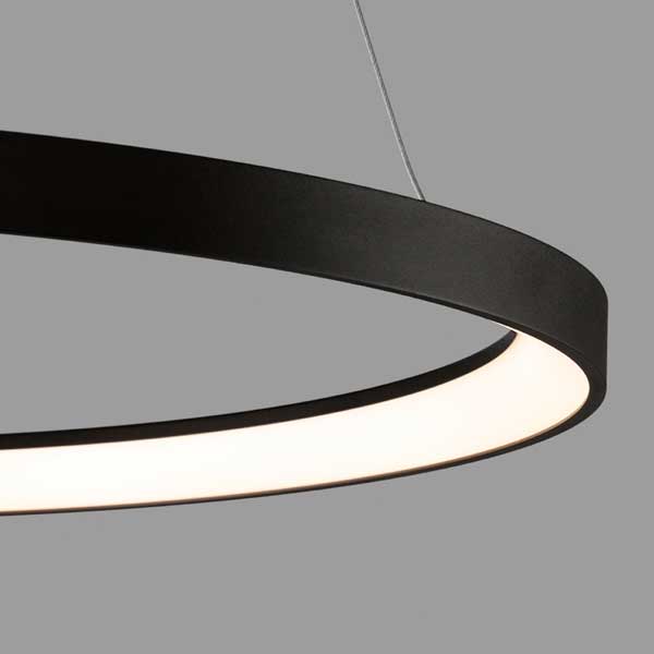 grace_suspendida_03_negro_detalle.jpg